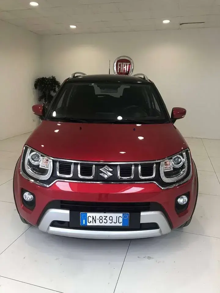 Usata Suzuki Ignis 83 CV (61 kW) 2023 Rosso SUV