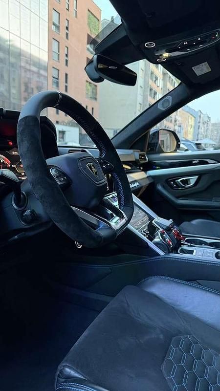 Usata Lamborghini Urus 650 CV (478 kW) 2019 Blu/azzurro SUV