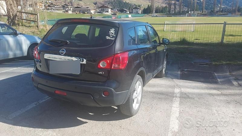 Usata Nissan Qashqai Acenta 150 CV (110 kW) 2009 Nero SUV