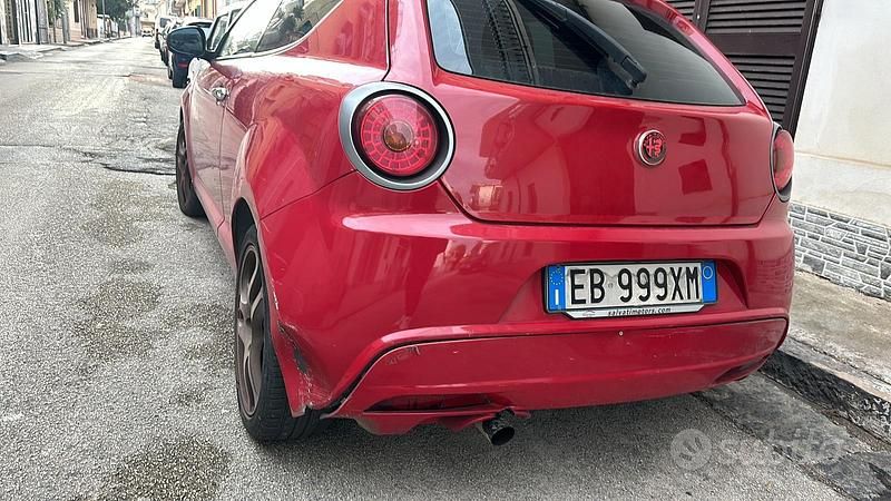 Usata Alfa Romeo MiTo 79 CV (58 kW) 2009 Rosso Utilitaria