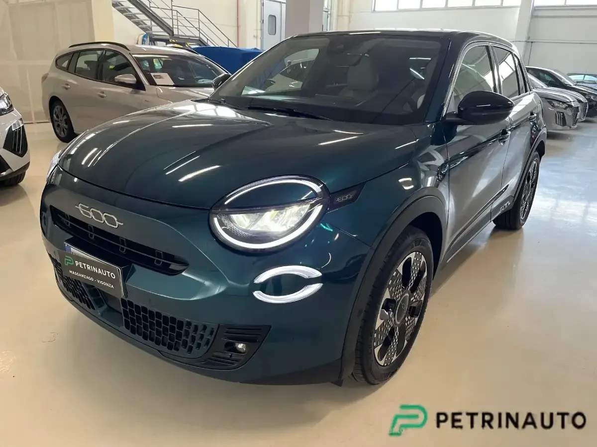 Usata Fiat 600 136 CV (100 kW) 2025 SUV