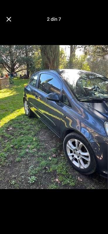 Usata Opel Corsa Edition 75 CV (55 kW) 2008 Utilitaria