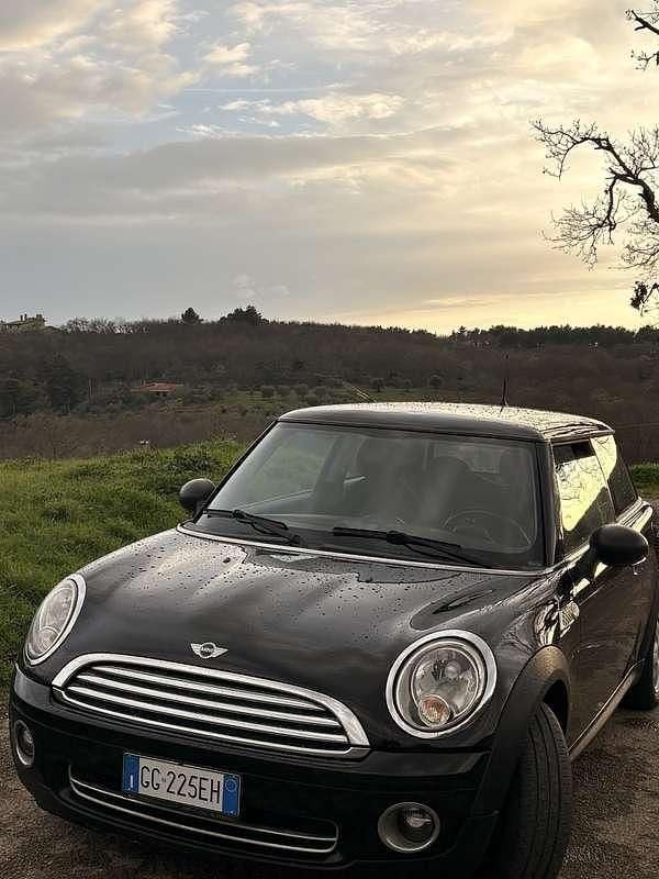 Usata Mini Cooper 75 CV (55 kW) 2010 Utilitaria