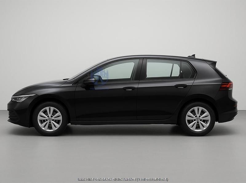 Usata VW Golf VIII Life 116 CV (85 kW) 2023 Nero Utilitaria