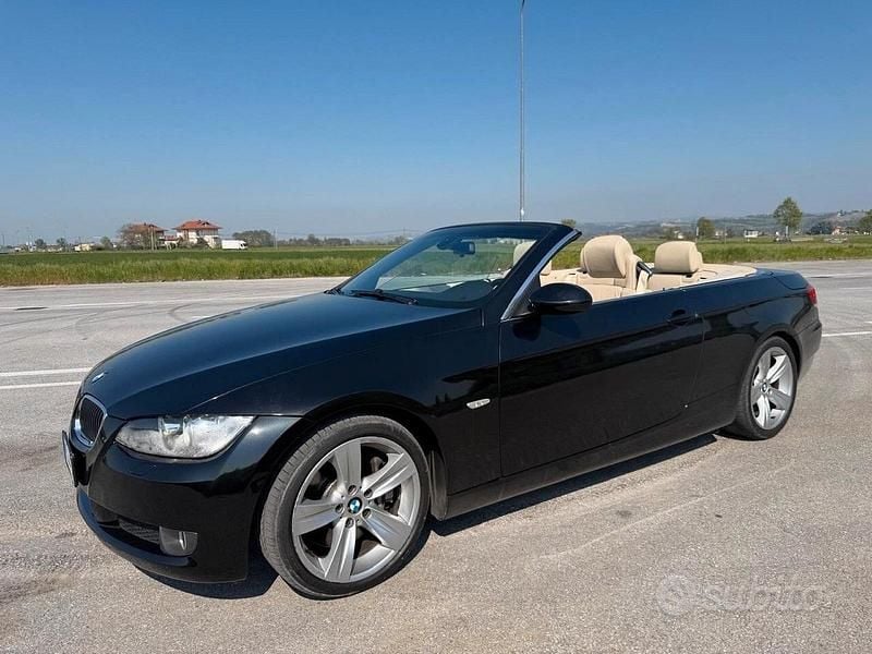 Begagnad BMW 330 Cabriolet 231 HK (169 kW) 2008 Svart Cab