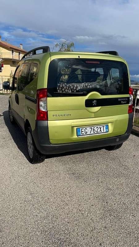 Usata Peugeot TePee Premium 75 CV (55 kW) 2011 Giallo Station wagon