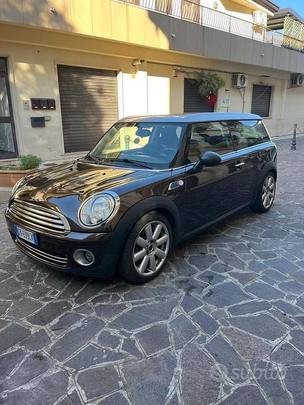 Marrone Usata 2009 Mini Clubman Station wagon | 5500 € (Buon prezzo) - Immagine 1/4
