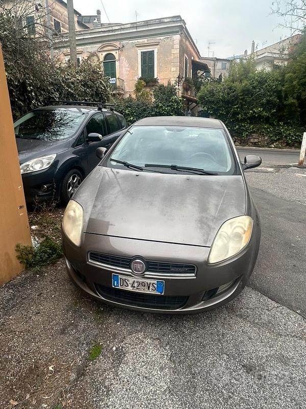 Usata Fiat Bravo Dynamic 120 CV (88 kW) 2008 Marrone Utilitaria
