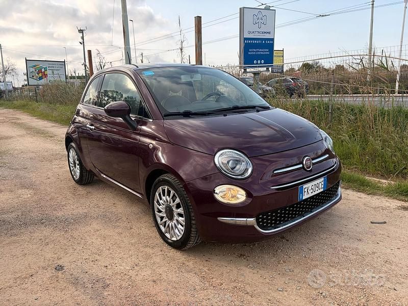 Usata Fiat 500 Dolcevita 69 CV (50 kW) 2017 Viola Berlina
