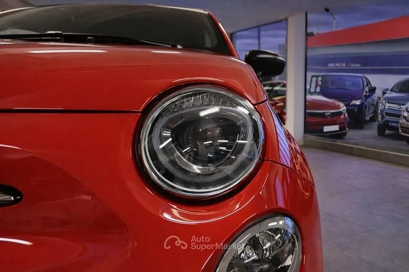 Usata Fiat 500 69 CV (50 kW) 2023 Arancione Berlina