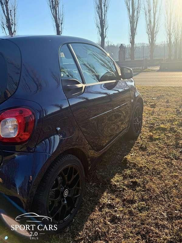 Usata Smart ForTwo Coupé 71 CV (52 kW) 2019 Blu/azzurro Coupé