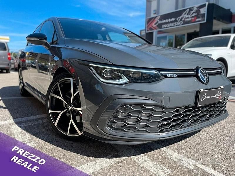 Grigio Usata 2022 VW Golf GTD Tre volumi | 28.200 € (Ottimo prezzo) - Immagine 1/4