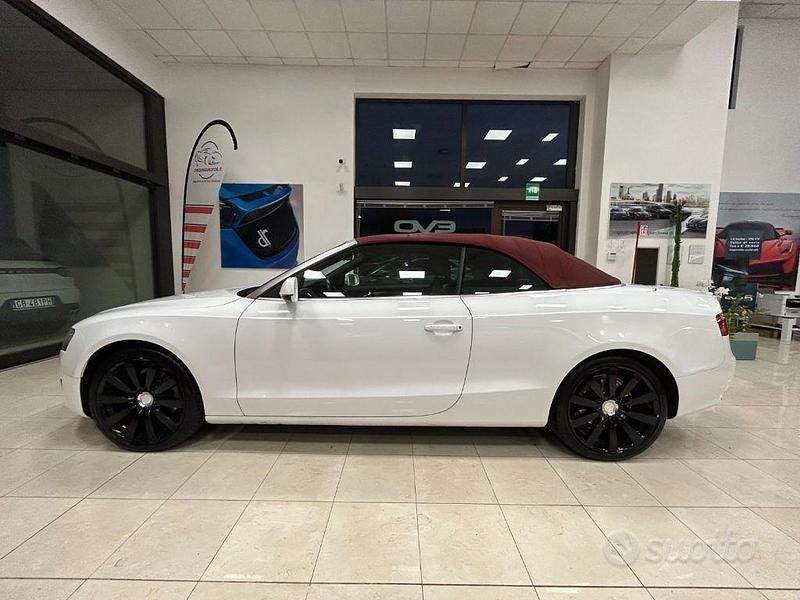 Usata Audi A5 Cabriolet Ambition 160 CV (117 kW) 2011 Bianco Cabrio