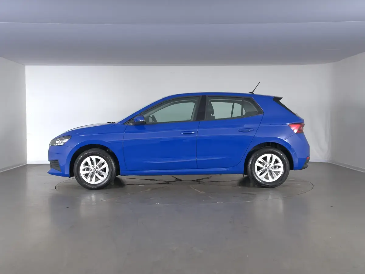 Usata Skoda Fabia Ambition 65 CV (47 kW) 2023 Blu mediterraneo Utilitaria