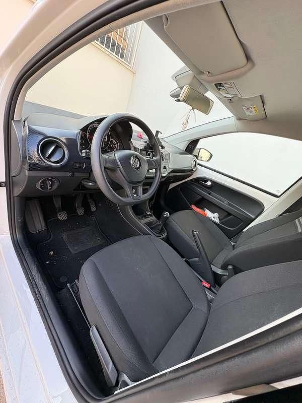 Gebraucht VW up! Move 60 PS (44 kW) 2019 Weiß Kleinwagen