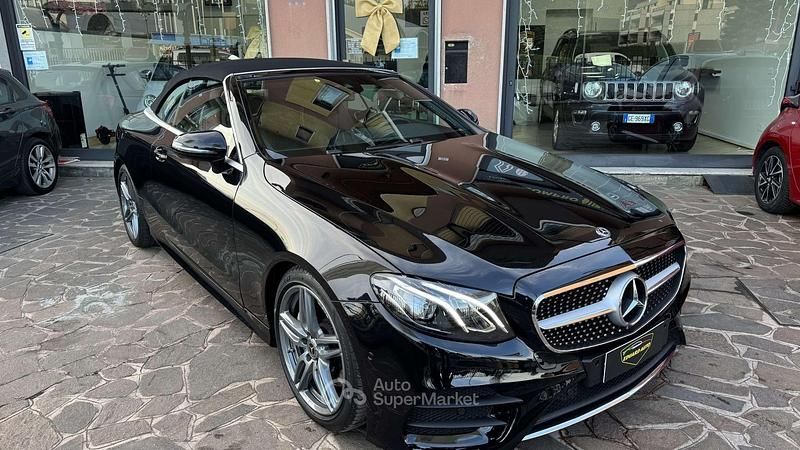 Usata Mercedes E300 AMG 245 CV (180 kW) 2019 Nero Cabrio
