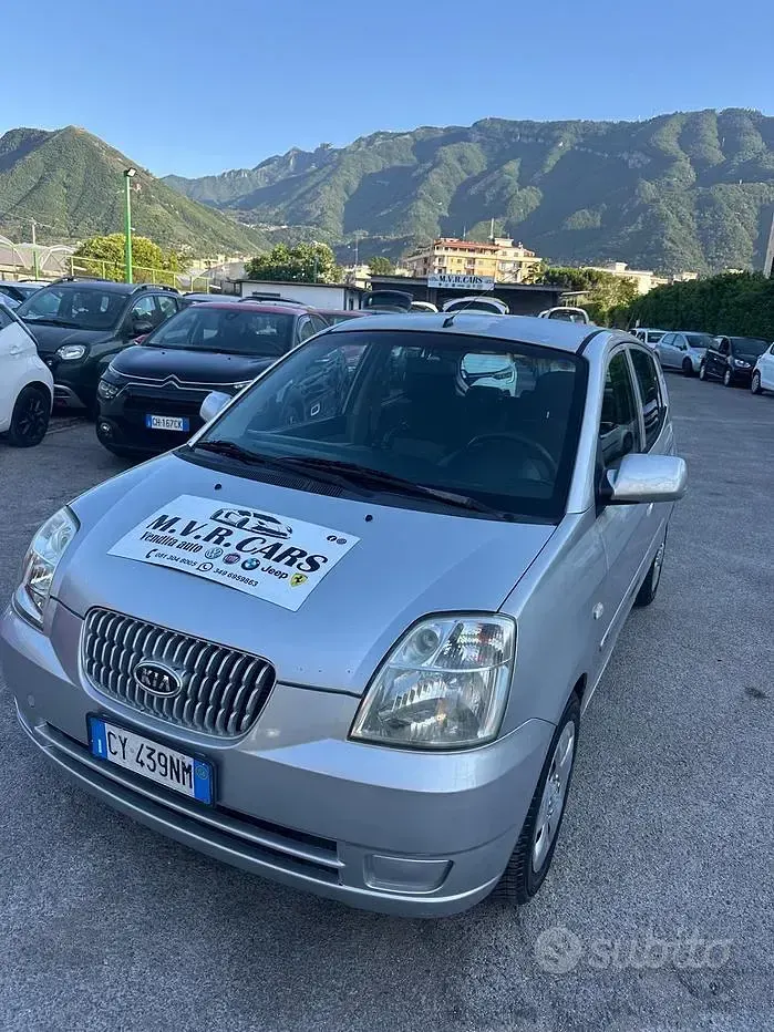 Usata Kia Picanto 75 CV (55 kW) 2006 Grigio Utilitaria