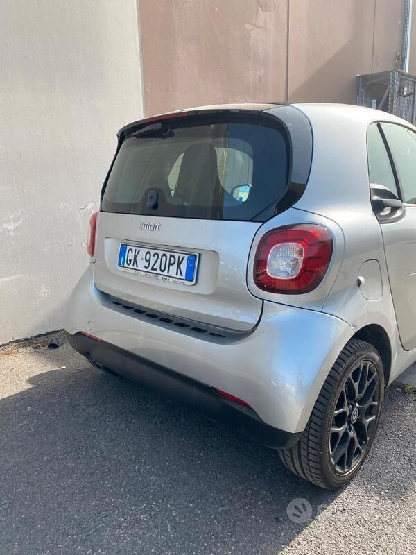 Usata 2018 Smart ForTwo Coupé Coupé | 10.900 € (Ottimo prezzo) - Immagine 1/4