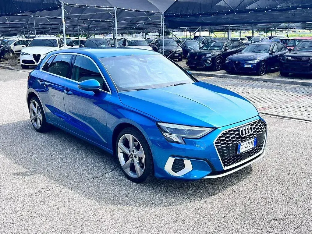 Usata Audi A3 Advanced 116 CV (85 kW) 2023 Blu Berlina