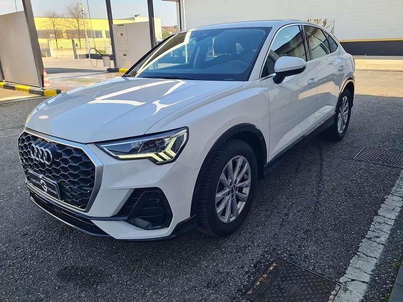 Usata Audi Q3 Sportback 150 CV (110 kW) 2020 Bianco SUV