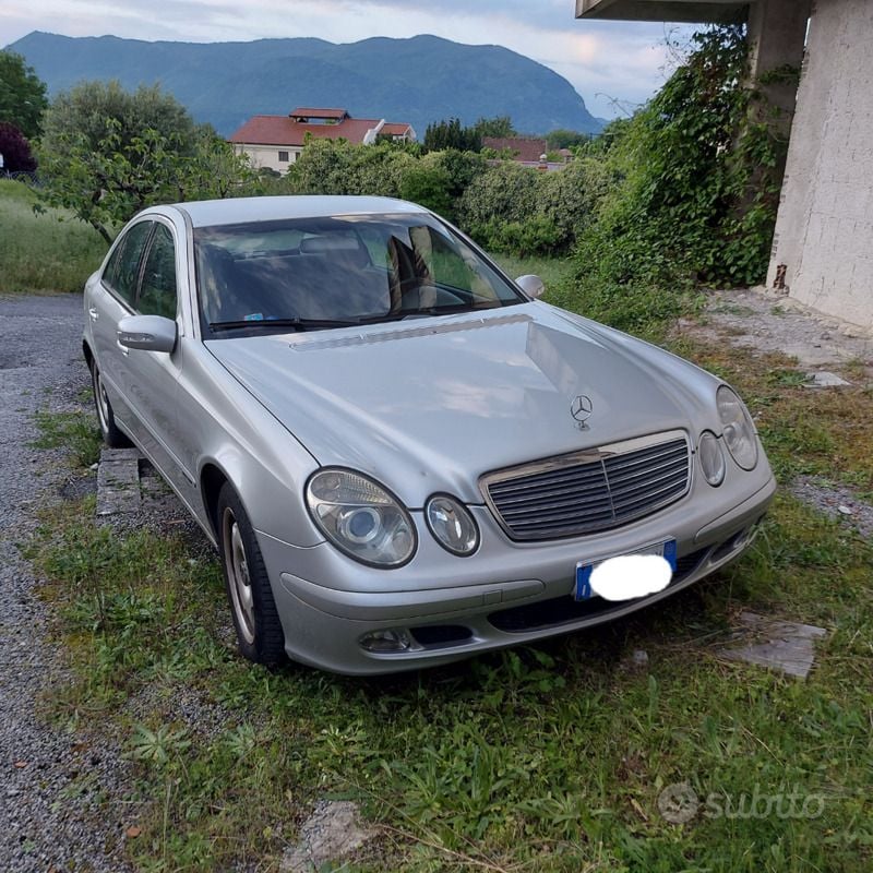 Usata Mercedes E220 2003 Berlina