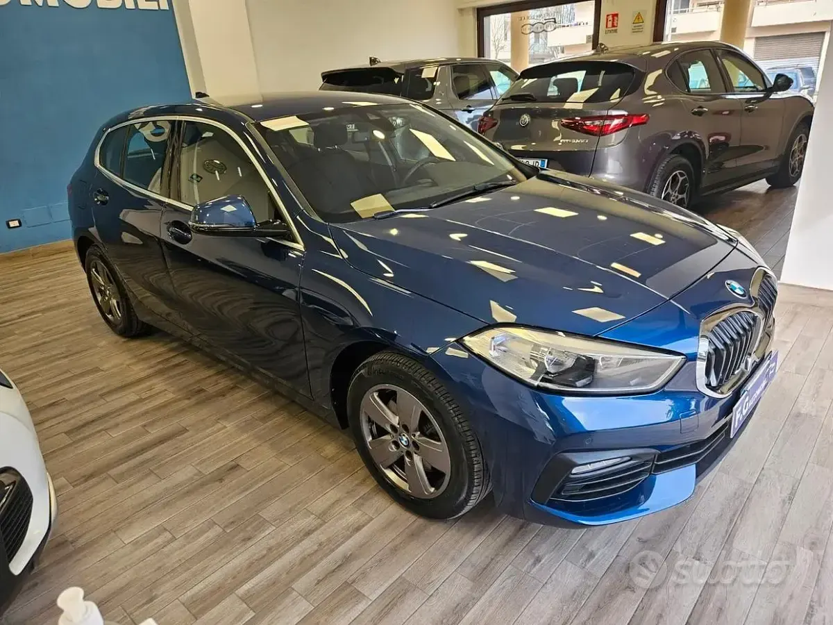 Usata BMW 116 Advantage 116 CV (85 kW) 2021 Bluazzurro Utilitaria