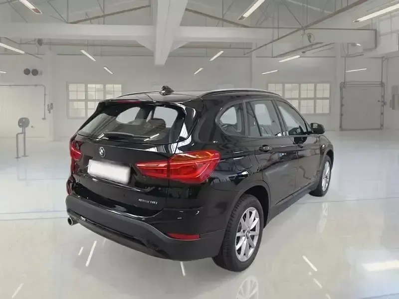 Usata BMW X1 Advantage 136 CV (100 kW) 2021 Nero SUV