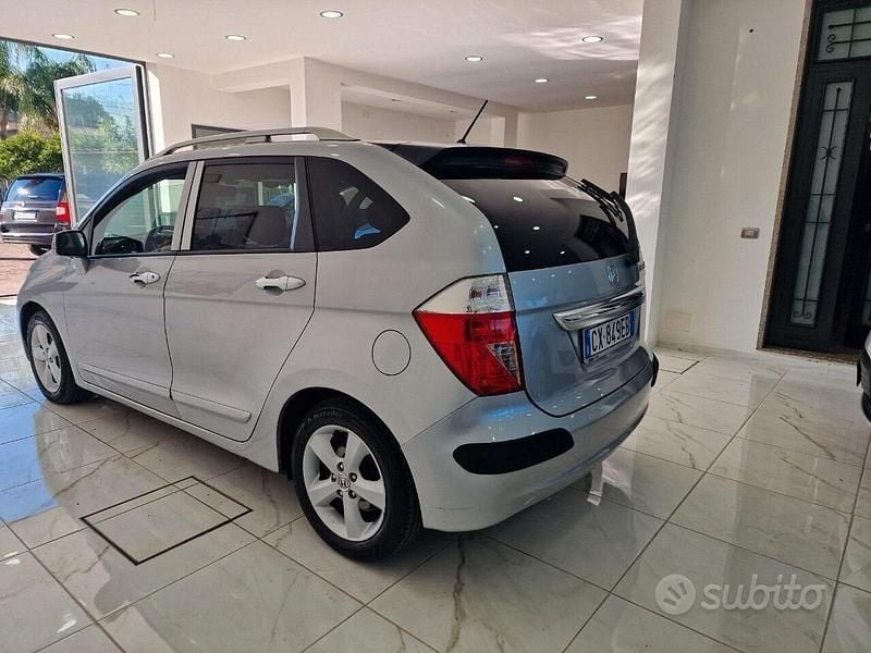 Usata Honda FR-V Comfort 140 CV (102 kW) 2005 Grigio Monovolume