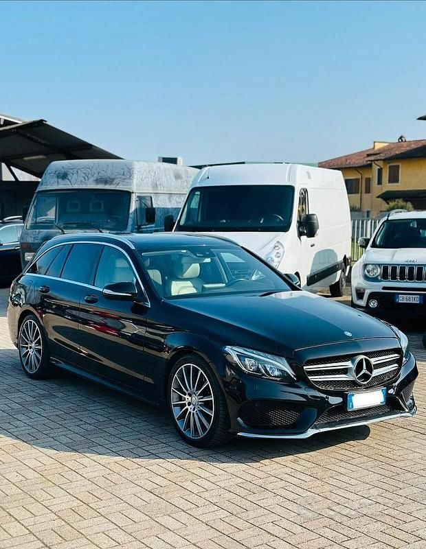 Usata Mercedes C250 Premium 204 CV (150 kW) 2015 Nero Station wagon