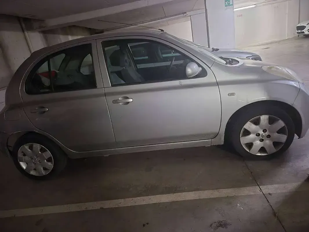 Usata Nissan Micra Visia 65 CV (47 kW) 2003 Argento Utilitaria