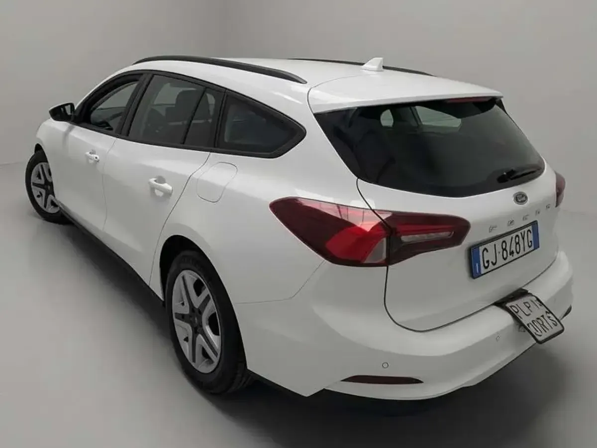 Usata Ford Focus Business Edition 120 CV (88 kW) 2022 Bianco Station wagon