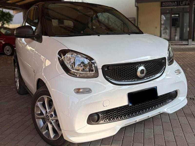 Bianco Usata 2017 Smart ForTwo Coupé Passion Utilitaria | 10.900 € (Super prezzo) - Immagine 1/4