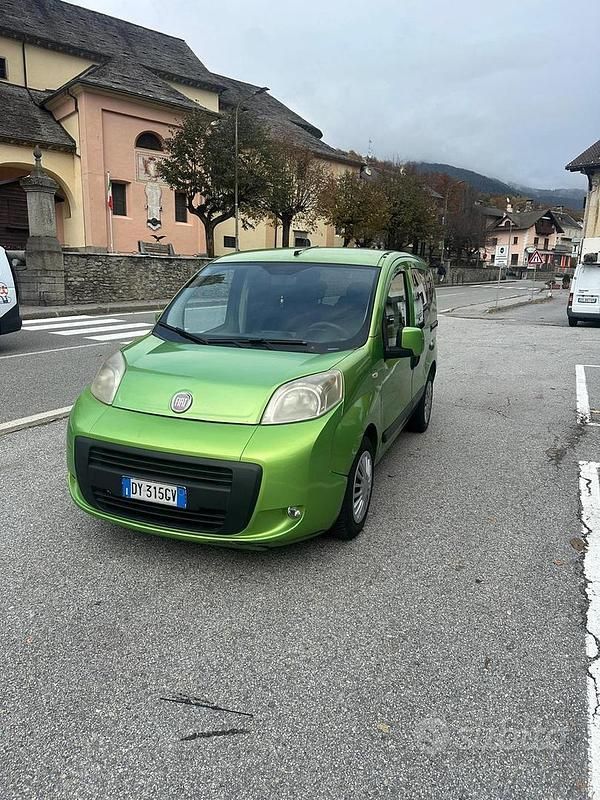 Usata Fiat Qubo Trekking 75 CV (55 kW) 2009 Verde Monovolume