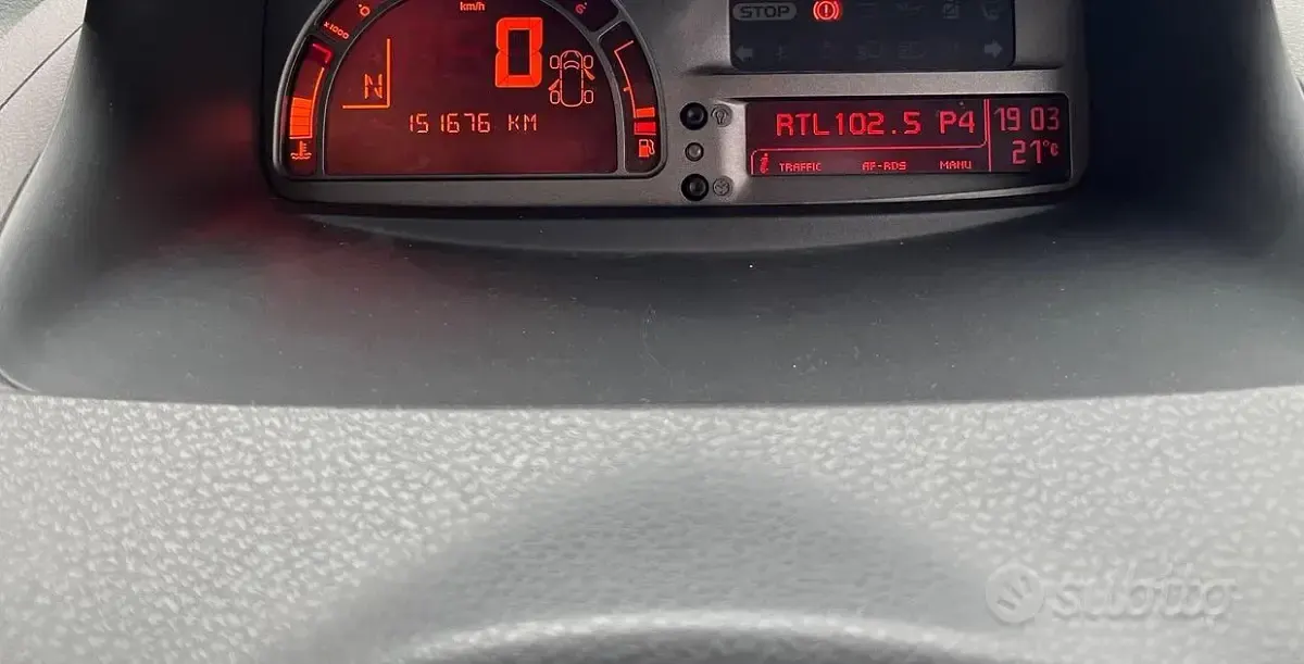 Usata Renault Modus 85 CV (62 kW) 2007 Grigio Monovolume