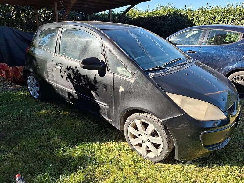 Usata Mitsubishi Colt 2007 Nero Utilitaria