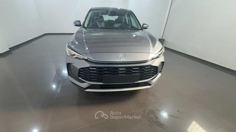 Nuova MG ZS 116 CV (85 kW) 2026 Gray SUV