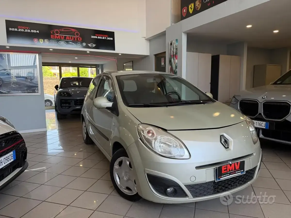 Usata Renault Twingo 64 CV (47 kW) 2010 Utilitaria