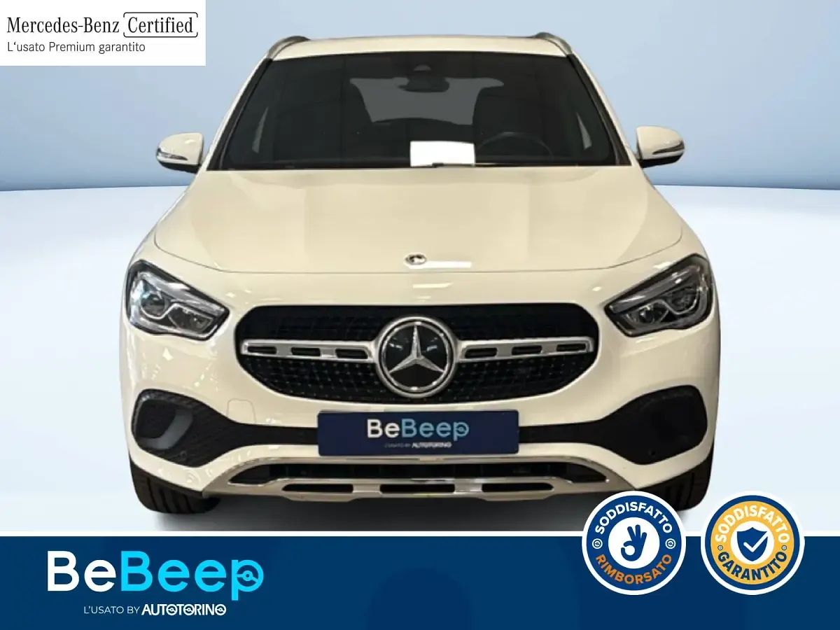 Usata Mercedes GLA220 190 CV (139 kW) 2022 Bianco pastello SUV