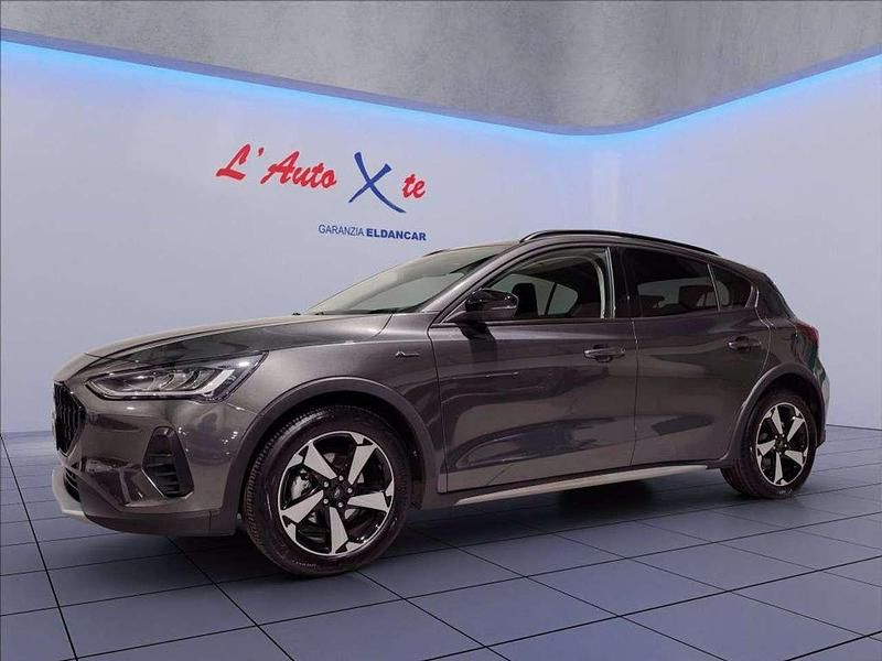 Usata Ford Focus Active 125 CV (91 kW) 2023 Grigio metallizzato SUV
