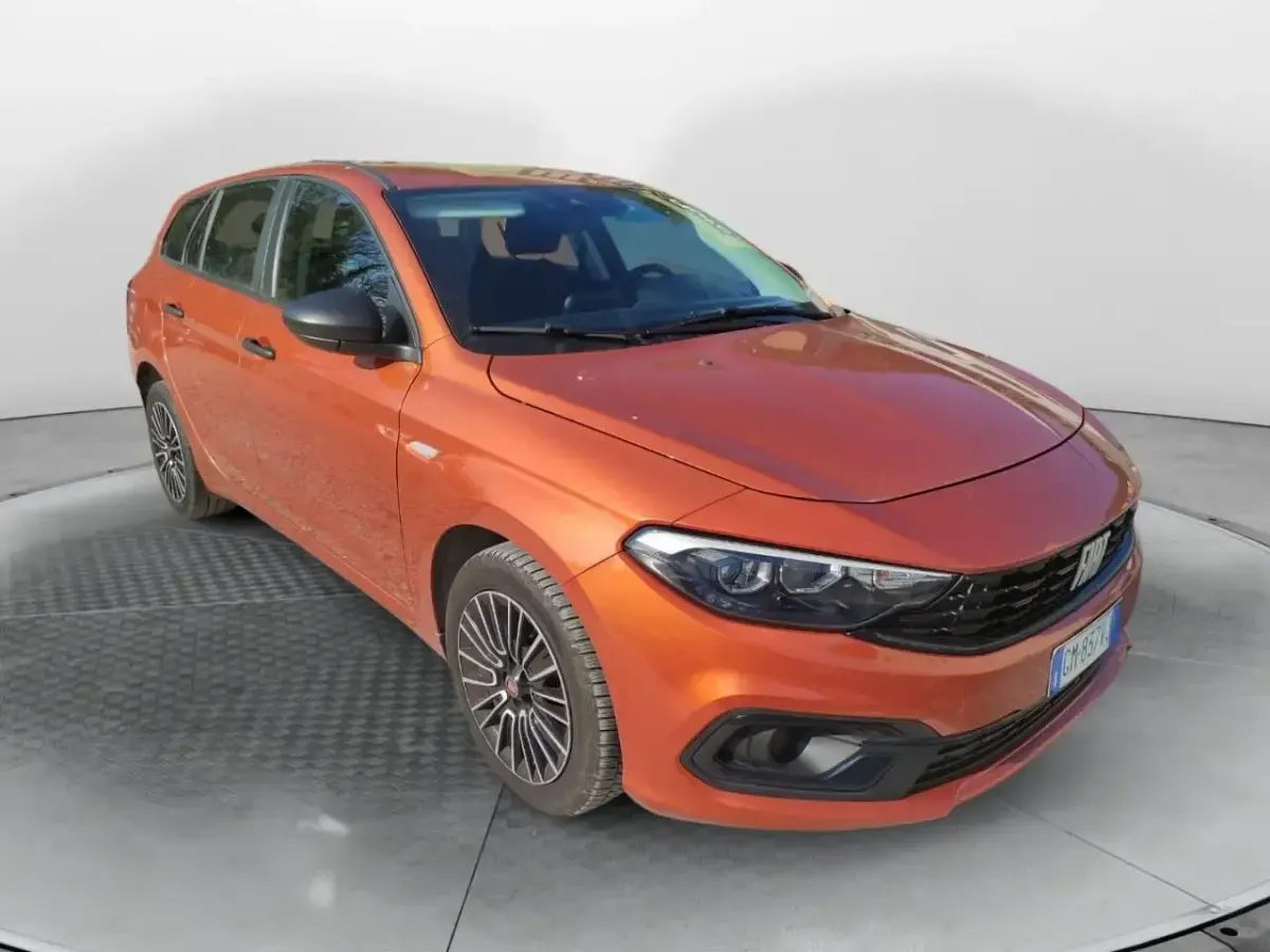 Usata Fiat Tipo 100 CV (73 kW) 2023 Grigio Station wagon