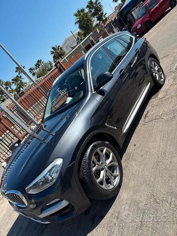Begagnad BMW X3 Efficient Dynamics 190 HK (139 kW) 2019 Svart SUV