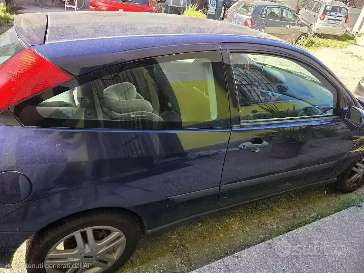 Usata Ford Focus 100 CV (73 kW) 2001 Berlina