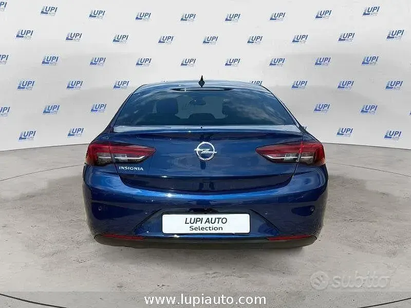 Usata Opel Insignia Sport 122 CV (89 kW) 2020 Bluazzurro Berlina