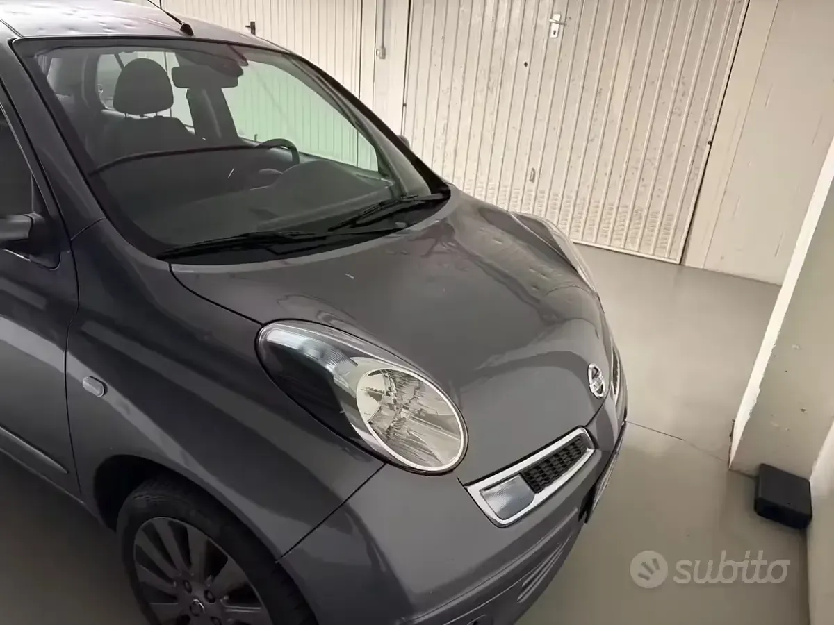 Usata Nissan Micra 80 CV (58 kW) 2008 Grigio Berlina