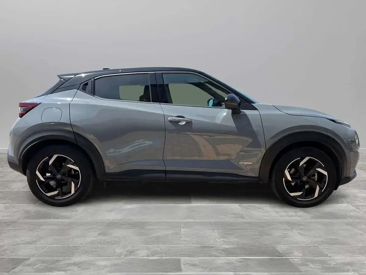 Usata Nissan Juke N-Connecta 94 CV (69 kW) 2023 Ceramic grey SUV
