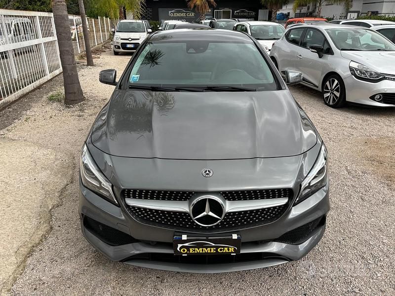 Usata Mercedes CLA200 136 CV (100 kW) 2018 Grigio Station wagon