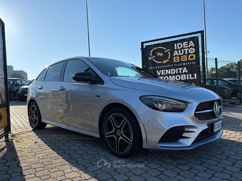 Argento Usata 2021 Mercedes B160 Premium Monovolume | 21.400 € (Ottimo prezzo) - Immagine 1/4