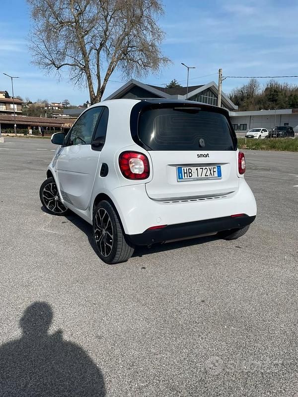 Usata Smart ForTwo Coupé 90 CV (66 kW) 2017 Bianco Coupé