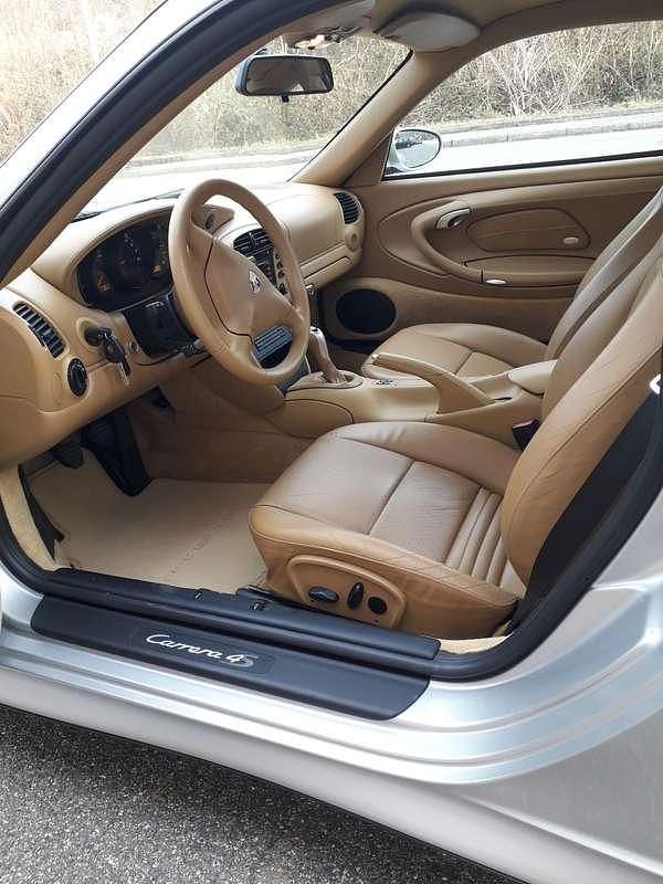 Usata Porsche 996 320 CV (235 kW) 2002 Argento Coupé