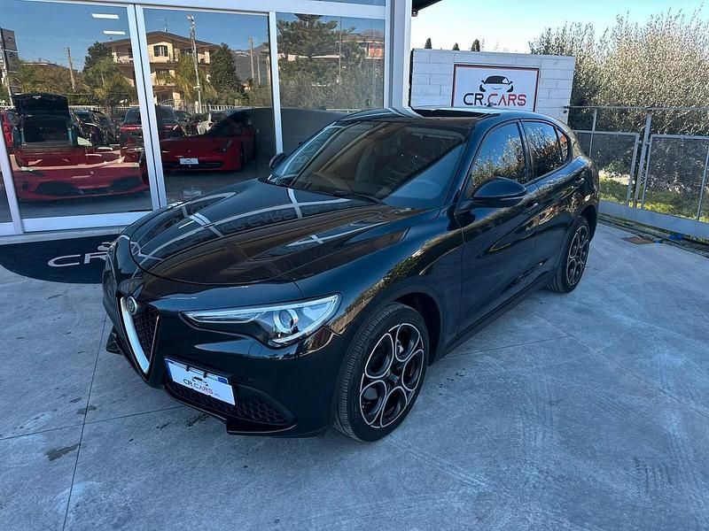 Nero Usata 2021 Alfa Romeo Stelvio Sprint SUV | 22.900 € (Super prezzo) - Immagine 1/4